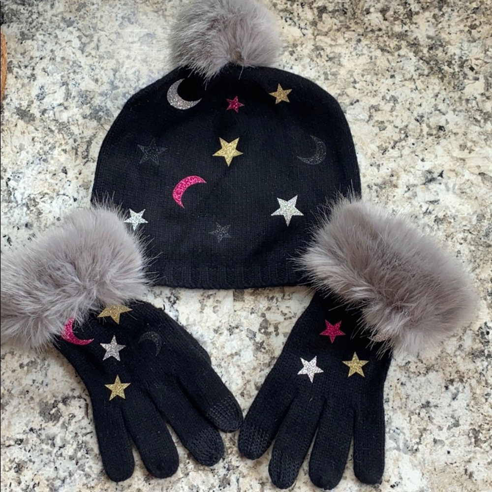 Henri Bendel Cashmere hat and Glove set